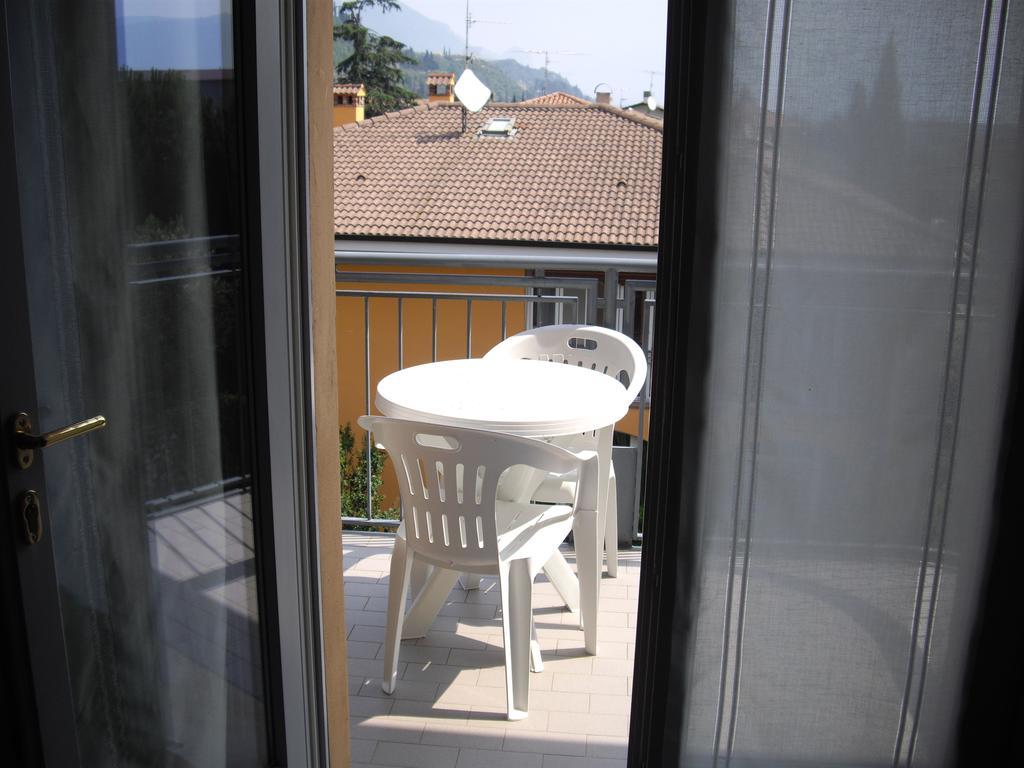 Residenza Hotel Garden Toscolano Maderno Exterior foto